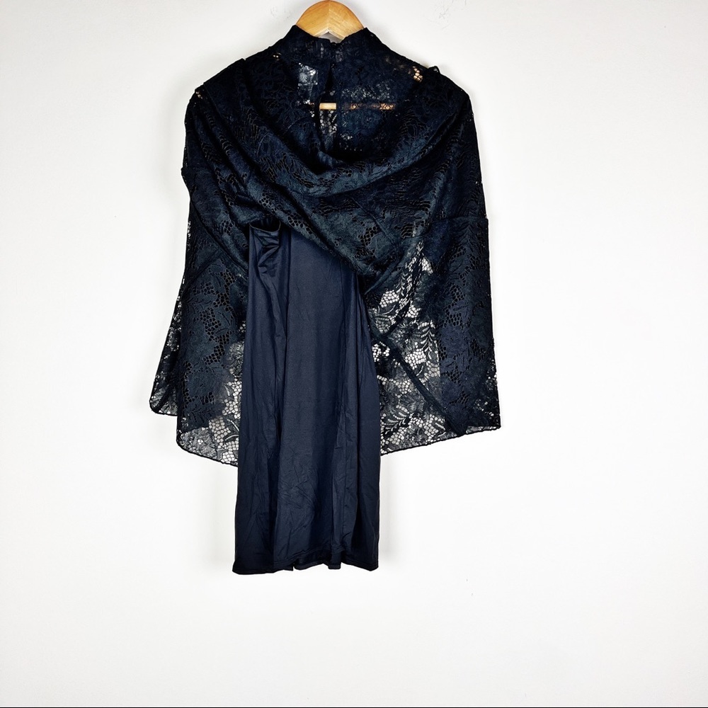 2/$30 H&M Lace Mock Neck Dress XS - Picture 6 of 7